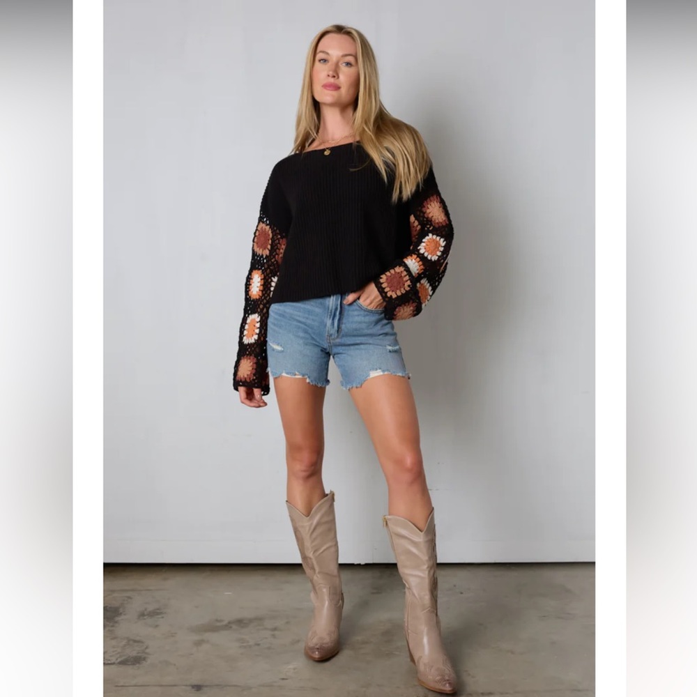 Black crochet granny square flare sleeve sweater - Picture 2 of 4